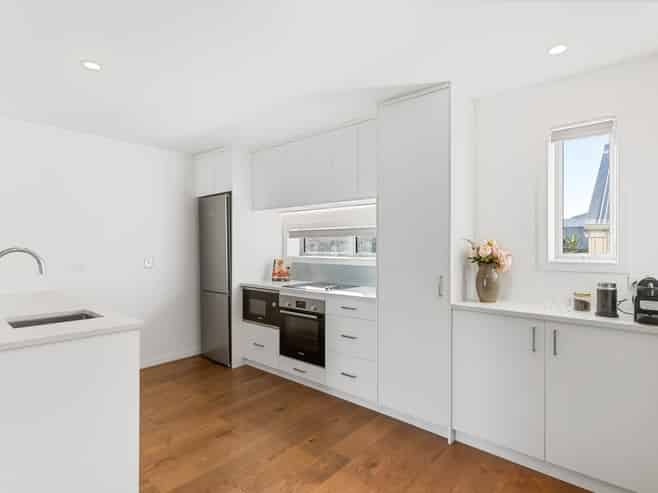 37 Helen Jenepher Lane, Mount Wellington