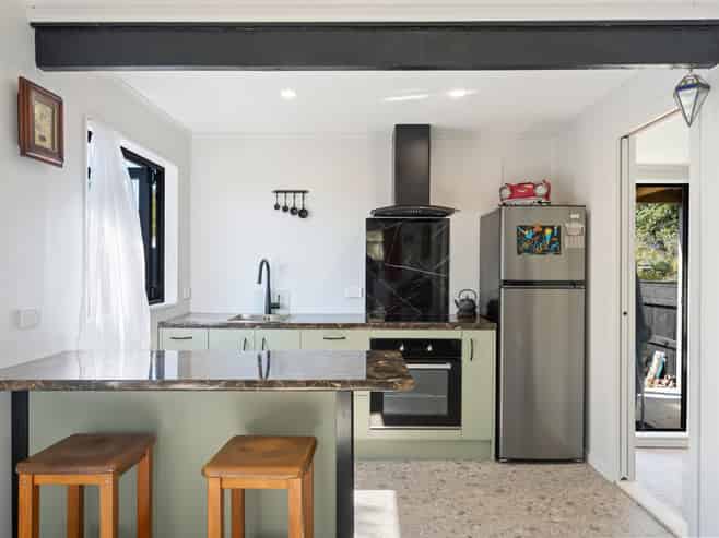 664 Waikawa Beach Road, Waikawa Beach