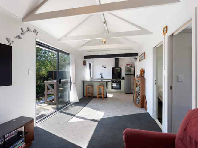 664 Waikawa Beach Road, Waikawa Beach