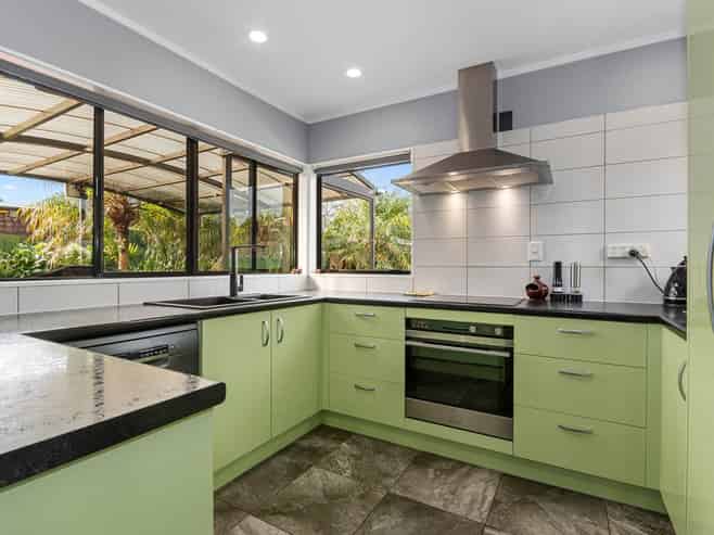17A McClintock Street, Whau Valley