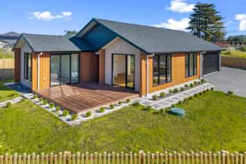 6 Kaipara Portage Road, Riverhead