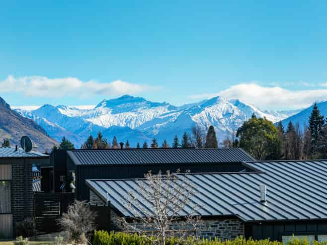 32 Marjon Drive, Wanaka