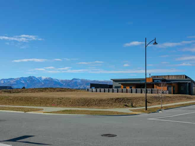 32 Marjon Drive, Wanaka