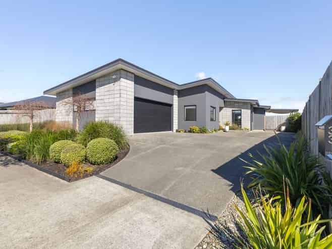 33 Sardinia Grove, FITZHERBERT