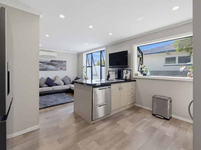 601 Park Road North, Parkvale
