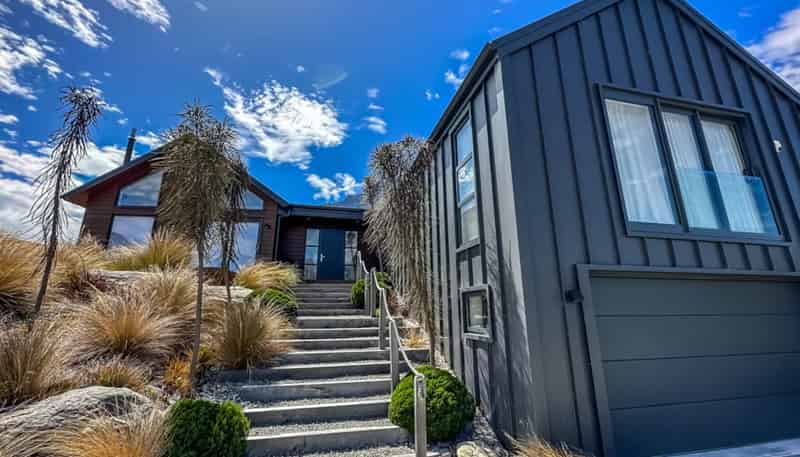 7 Falconer Rise, Jacks Point