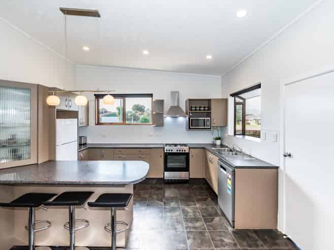 50 Walton Road, Paraparaumu Beach
