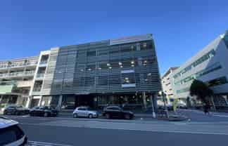 REFURBISHED OFFICE ON CARLTON GORE