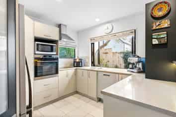 13B Walmsley Road, St Heliers
