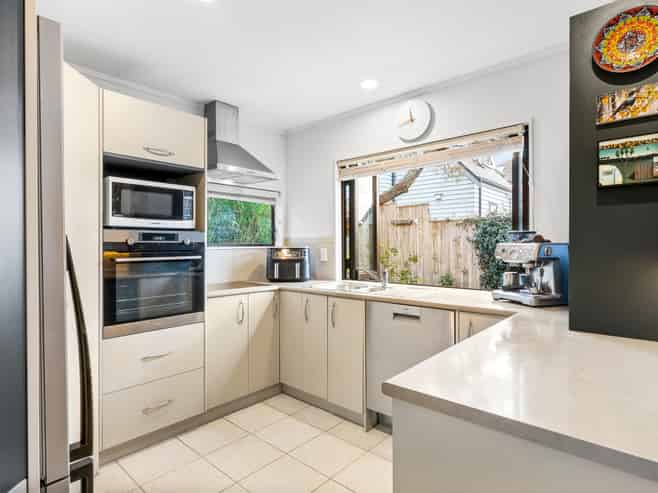 13B Walmsley Road, Saint Heliers