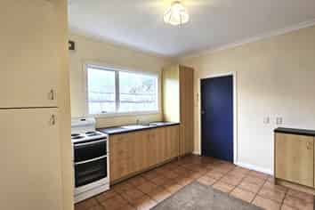 2/13 Faulke Ave, Wainuiomata