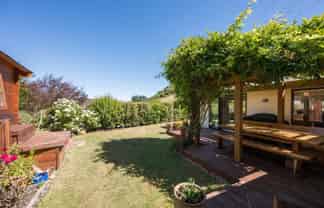 18 Saddleback Road, Todds Valley