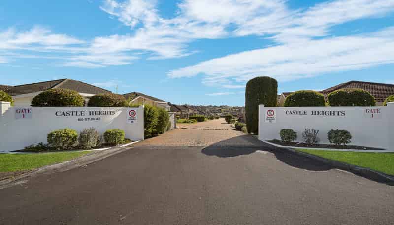 11/169 Sturges Road, Henderson