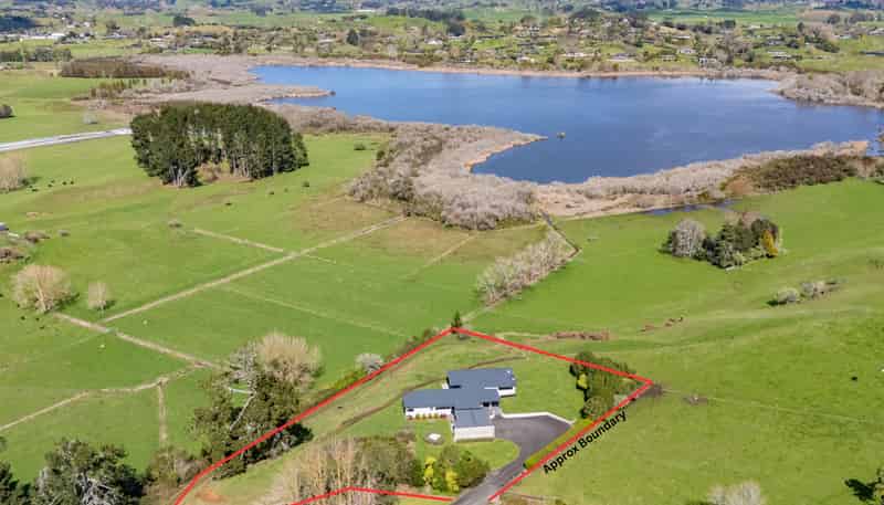 205 Exelby Road, Burbush