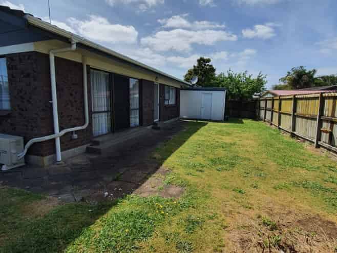 2/14 Glengowan Place, Conifer Grove