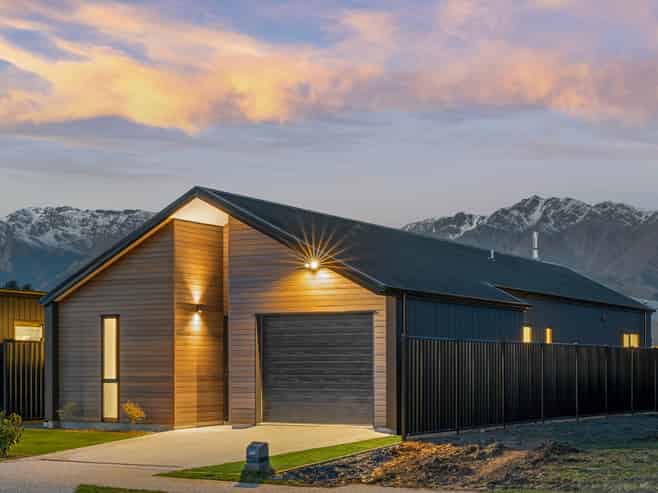 51 Gillespie Street, Lake Hawea