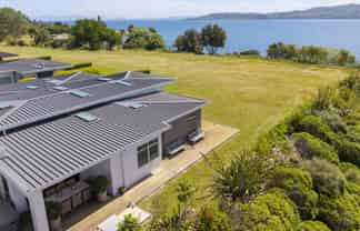 8 Kuiwai Drive, Rainbow Point