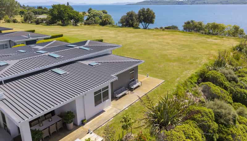 8 Kuiwai Drive, Rainbow Point
