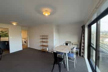 3/97 Queen Street, North Dunedin