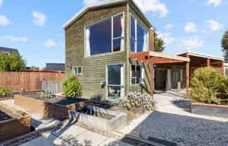 2 Farquhar Place, Methven