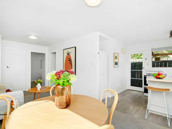 55A Collins Avenue, Tawa
