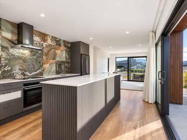 145 Burdon Loop, Lake Hawea