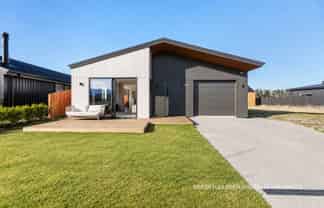 145 Burdon Loop, Lake Hawea