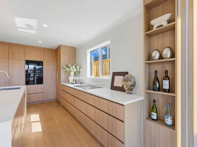 60 Hogarth Rise, West Harbour