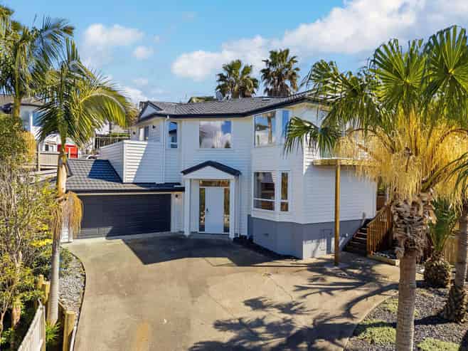 60 Hogarth Rise, West Harbour