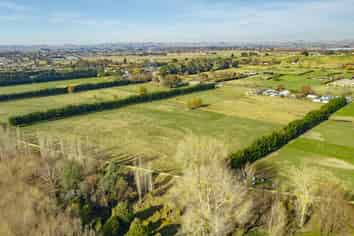 2460 State Highway 2, Waipukurau