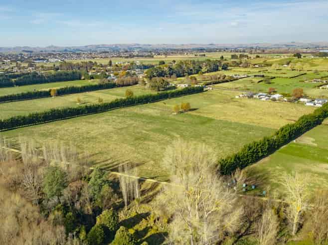 2460 State Highway 2, Waipukurau