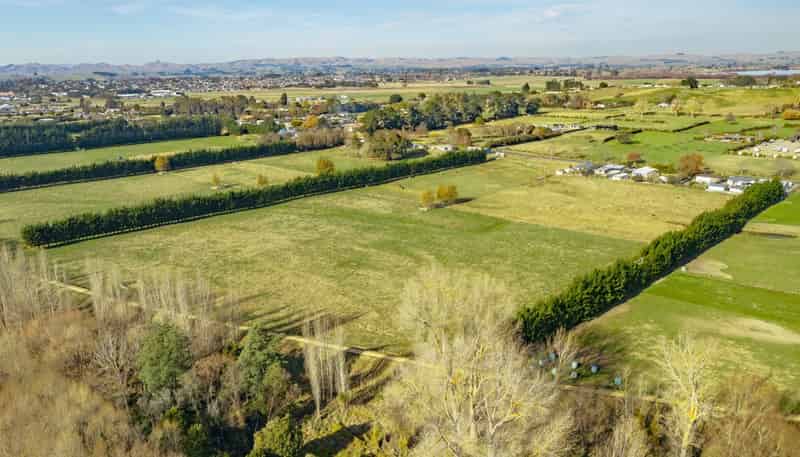 2460 State Highway 2, Waipukurau