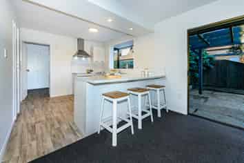1/6 Kent Lodge Avenue, Avonhead