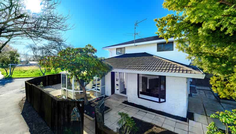 1/6 Kent Lodge Avenue, Avonhead