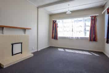 16 Cooper Street, Karori