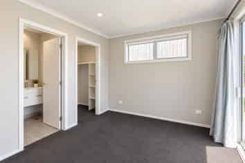 5/3 North Ridge Drive , Rototuna