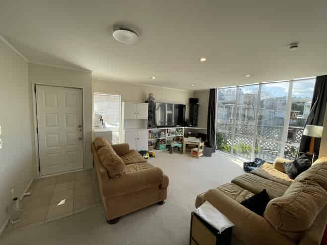 10 Macalister Place, Miramar