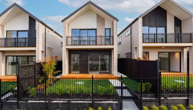 327 Te Taruna Drive, Orewa