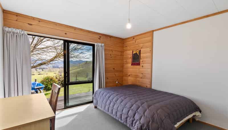 121 Win Valley Road, Dovedale