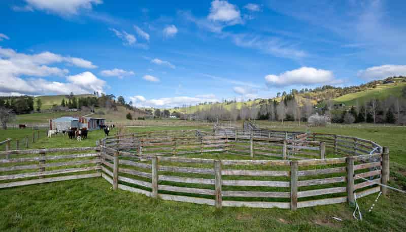 121 Win Valley Road, Dovedale