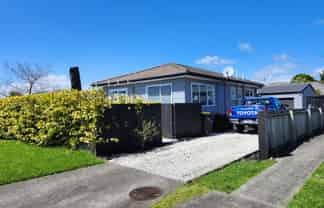 25 Crispe Road, Clarks Beach