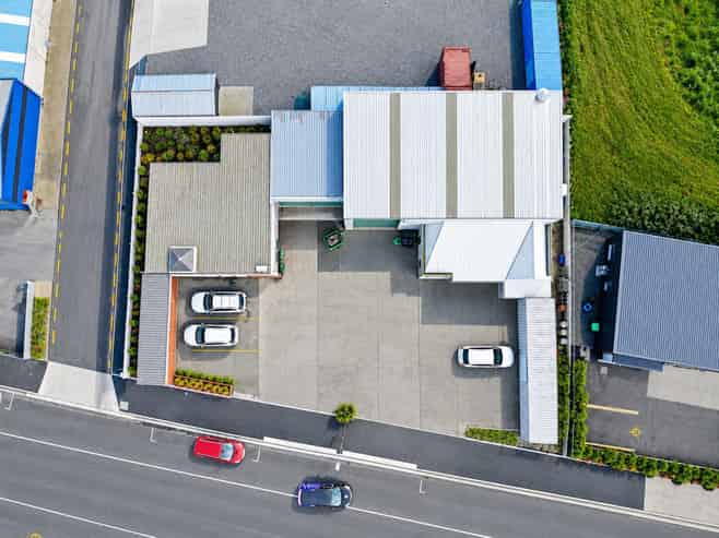 Proven tenant and prime location