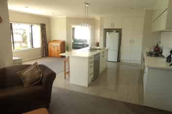 119 Barrington Drive, Huntington