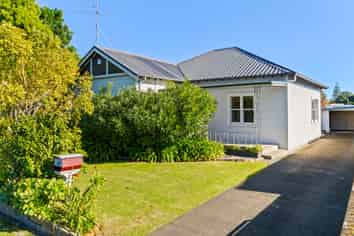 10 Collins Street, Te Hapara