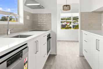 27 Penton Road, Stanmore Bay