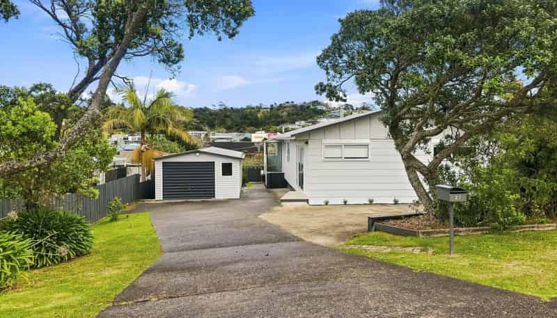 27 Penton Road, Stanmore Bay