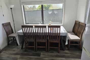 4 Stan Heather Drive, Glenview