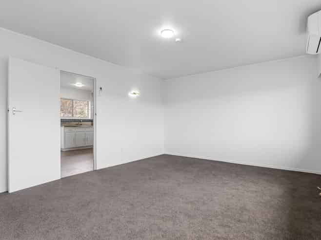 24B Second Avenue, Avenues