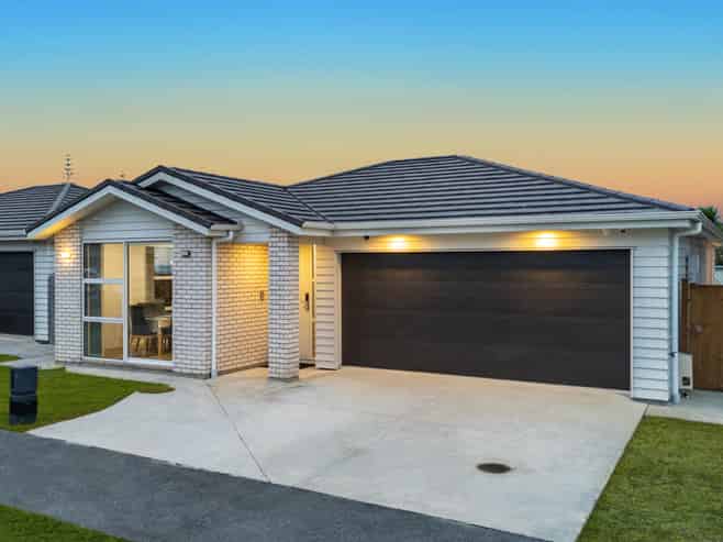 11 Toropapa Close, Takanini