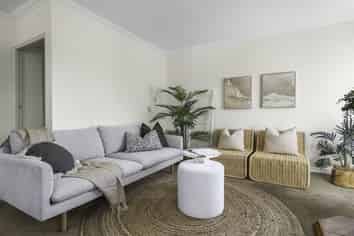 172 Western Hills Drive, Kensington